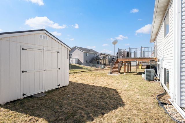 407 8th Street NW, Dodge Center, MN 55927