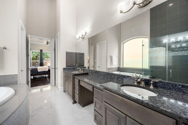 10211 Camden Garden Lane, Katy, TX 77494