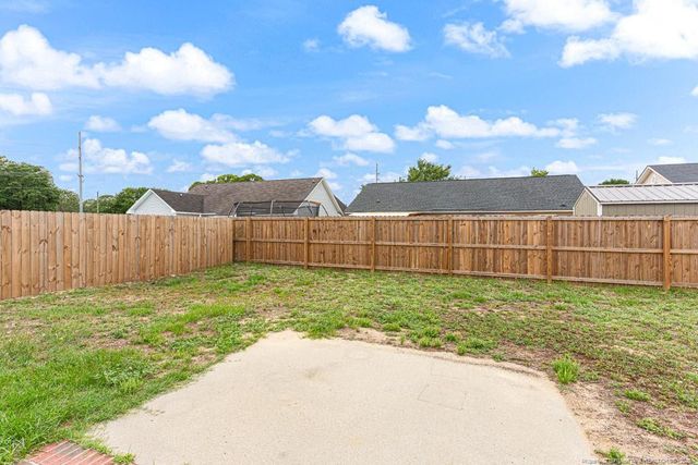3620 Lismore Lane, Hope Mills, NC 28348