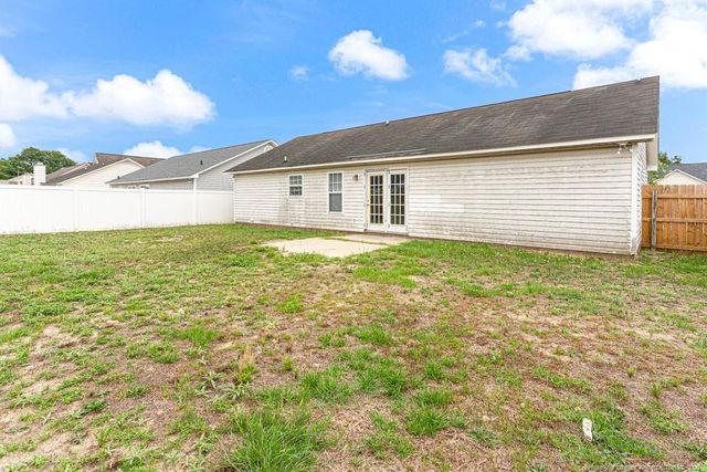 3620 Lismore Lane, Hope Mills, NC 28348