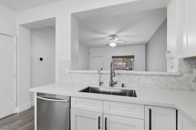 6346 Pebblecreek Lodge Way, Las Vegas, NV 89148