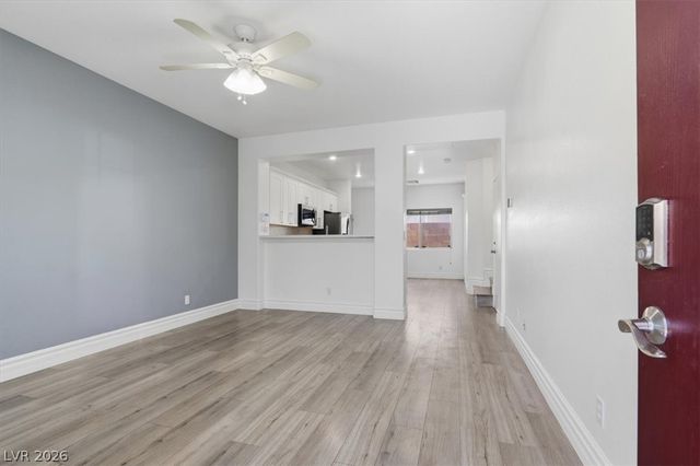 6346 Pebblecreek Lodge Way, Las Vegas, NV 89148