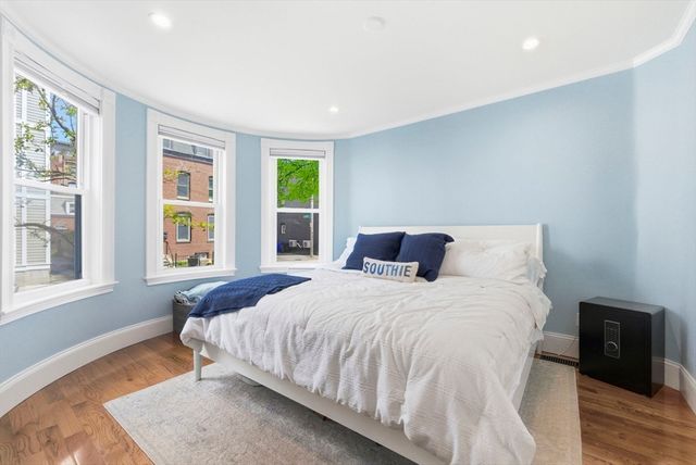 865 E 2nd 1, Boston, MA 02127