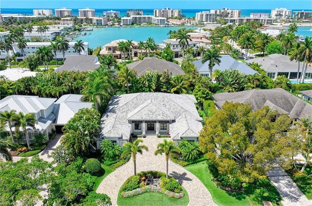 3003 Crayton RD, Naples, FL 34103