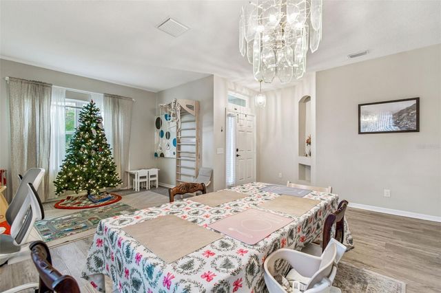 5911 PLUMMER SLADE COURT, Tampa, FL 33625