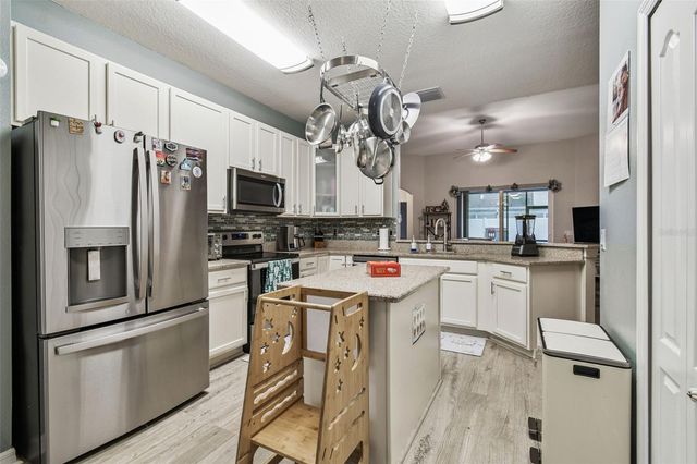 5911 PLUMMER SLADE COURT, Tampa, FL 33625