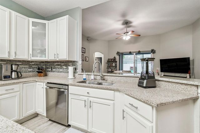 5911 PLUMMER SLADE COURT, Tampa, FL 33625