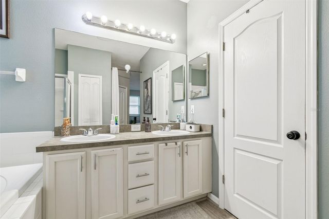 5911 PLUMMER SLADE COURT, Tampa, FL 33625