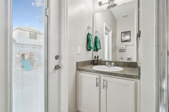 5911 PLUMMER SLADE COURT, Tampa, FL 33625