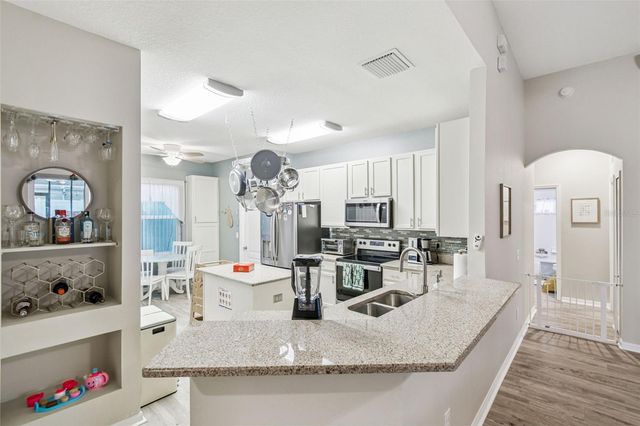 5911 PLUMMER SLADE COURT, Tampa, FL 33625