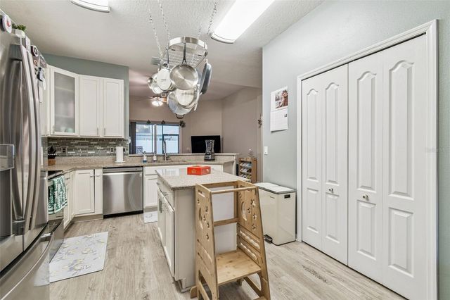 5911 PLUMMER SLADE COURT, Tampa, FL 33625