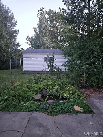 667 Nash Road, North Tonawanda, NY 14120