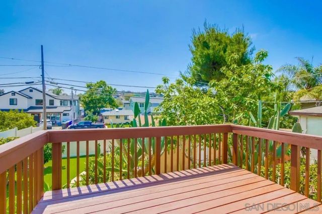 1712 Bervy St, San Diego, CA 92110