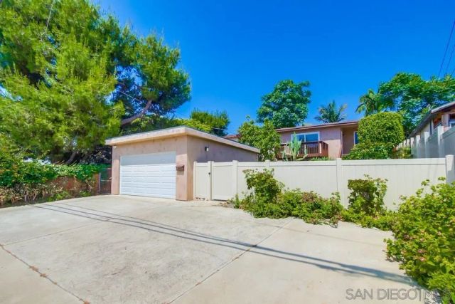1712 Bervy St, San Diego, CA 92110