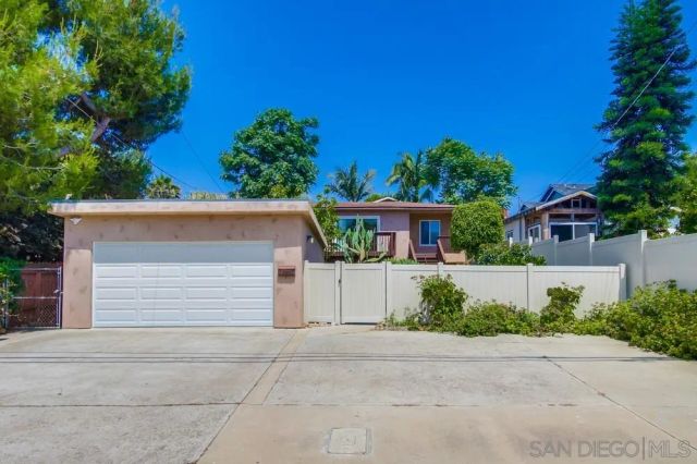1712 Bervy St, San Diego, CA 92110