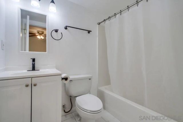 1712 Bervy St, San Diego, CA 92110