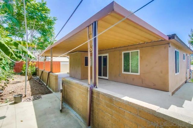 1712 Bervy St, San Diego, CA 92110