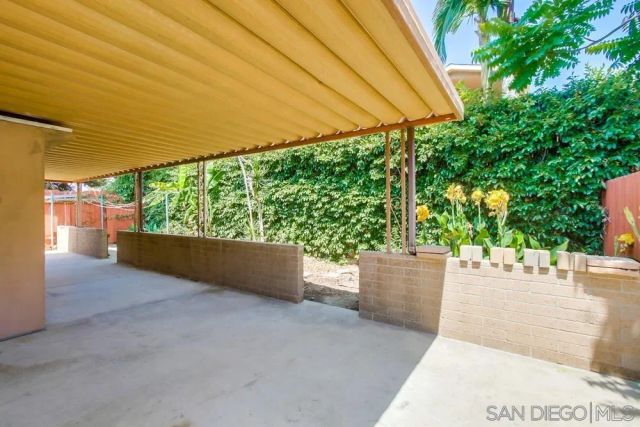 1712 Bervy St, San Diego, CA 92110
