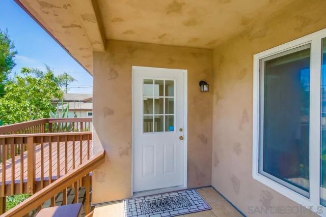 1712 Bervy St, San Diego, CA 92110