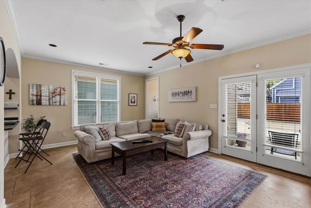 907 S COX ST, Memphis, TN 38104