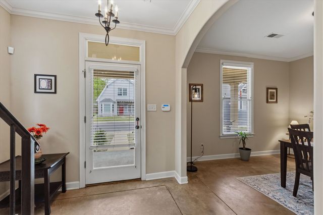 907 S COX ST, Memphis, TN 38104