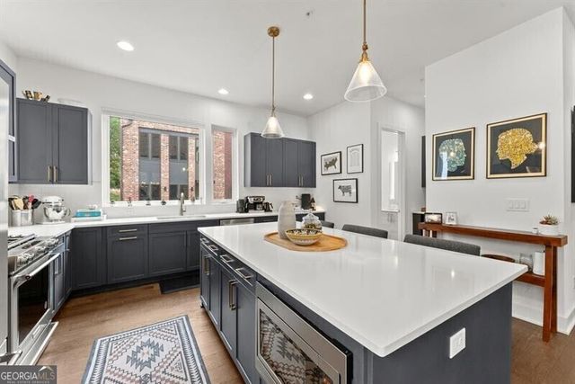 1256 Chelsea Circle NW, Atlanta, GA 30318