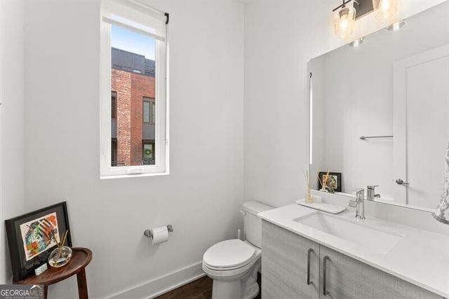 1256 Chelsea Circle NW, Atlanta, GA 30318