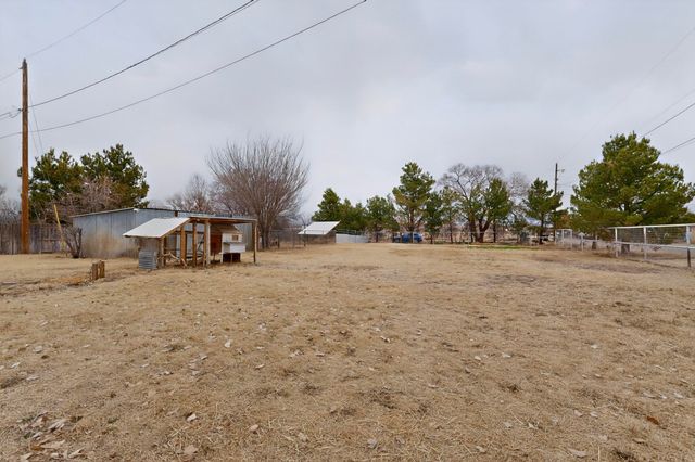 15 Whitehouse Road, Los Lunas, NM 87031