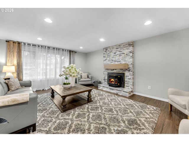 14302 Ne 9TH St, Vancouver, WA 98684