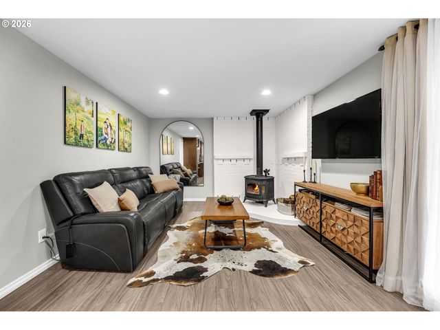 14302 Ne 9TH St, Vancouver, WA 98684