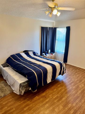 5536 Creekridge Drive, Arlington, TX 76018