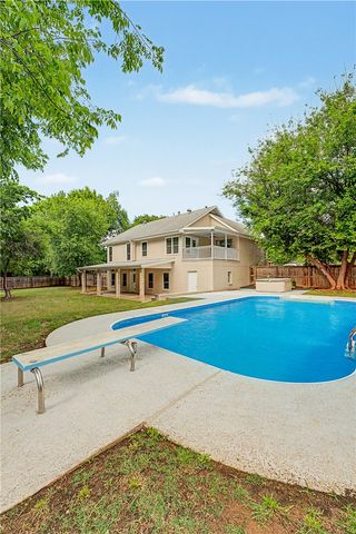 812 Cedar Lane, Prairie Grove, AR 72753