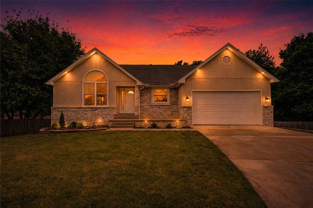 812 Cedar Lane, Prairie Grove, AR 72753