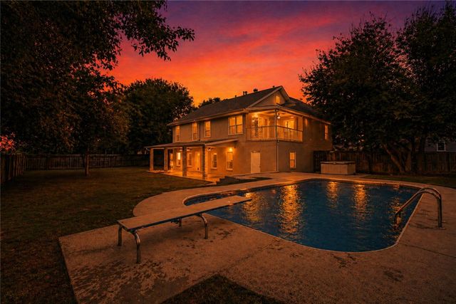 812 Cedar Lane, Prairie Grove, AR 72753