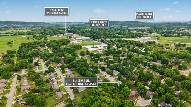 812 Cedar Lane, Prairie Grove, AR 72753