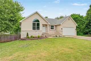 812 Cedar Lane, Prairie Grove, AR 72753