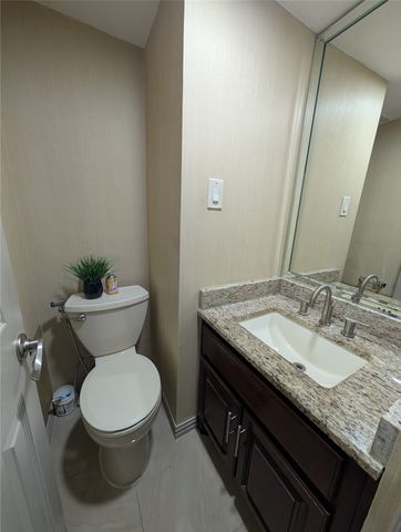 6646 E Lovers Lane, Dallas, TX 75214