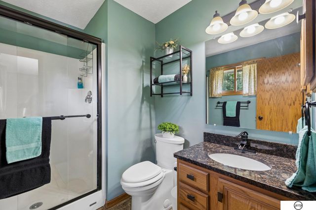 5417 S 78th Street, Lincoln, NE 68516