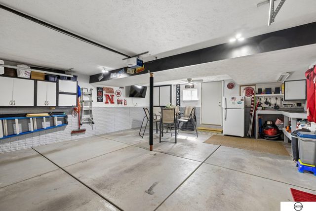 5417 S 78th Street, Lincoln, NE 68516