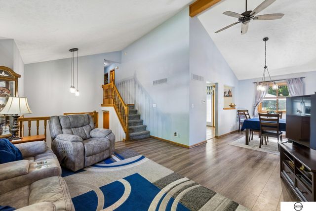 5417 S 78th Street, Lincoln, NE 68516