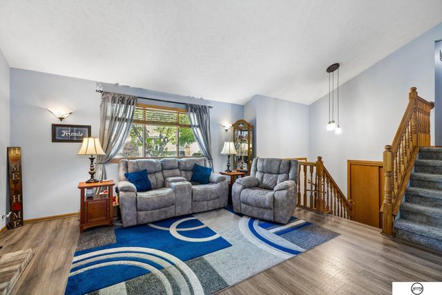 5417 S 78th Street, Lincoln, NE 68516