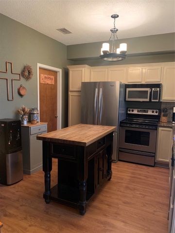 151 Summer Place Circle, Pottsboro, TX 75076