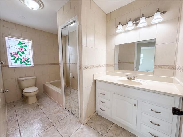 1838 N PEBBLE BEACH BOULEVARD, Sun City Center, FL 33573