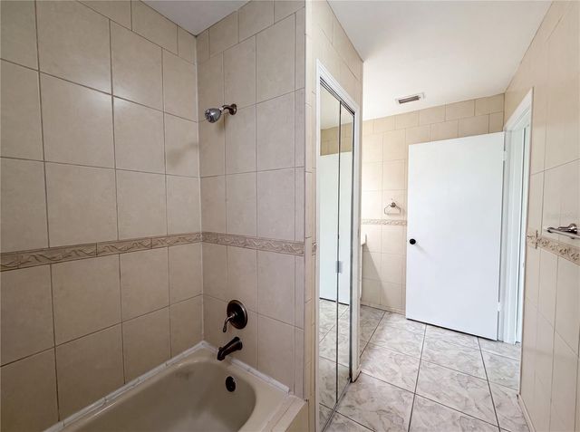 1838 N PEBBLE BEACH BOULEVARD, Sun City Center, FL 33573