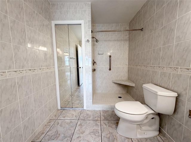 1838 N PEBBLE BEACH BOULEVARD, Sun City Center, FL 33573