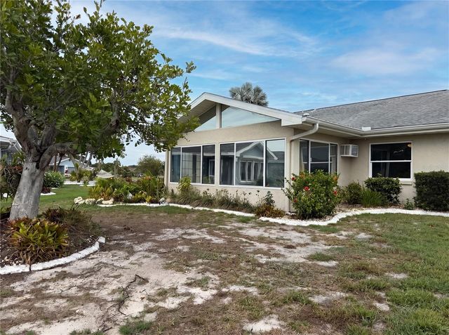 1838 N PEBBLE BEACH BOULEVARD, Sun City Center, FL 33573