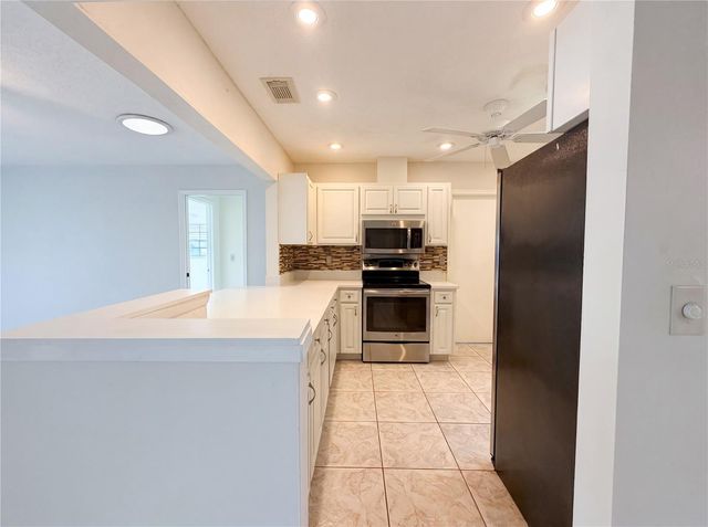 1838 N PEBBLE BEACH BOULEVARD, Sun City Center, FL 33573