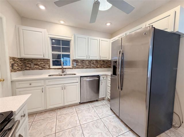 1838 N PEBBLE BEACH BOULEVARD, Sun City Center, FL 33573