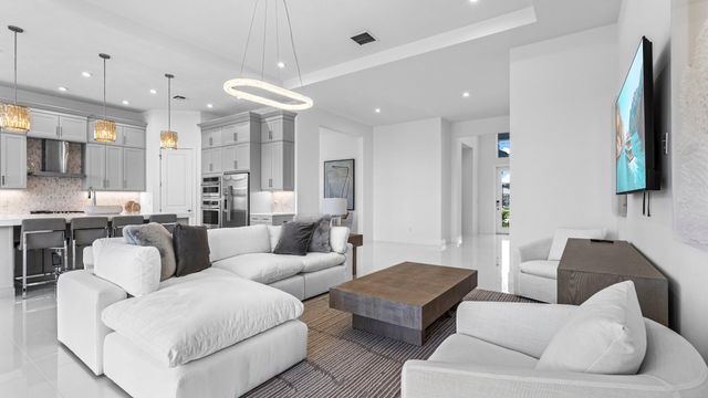 9508 St. Germain, Palm Beach Gardens, FL 33412