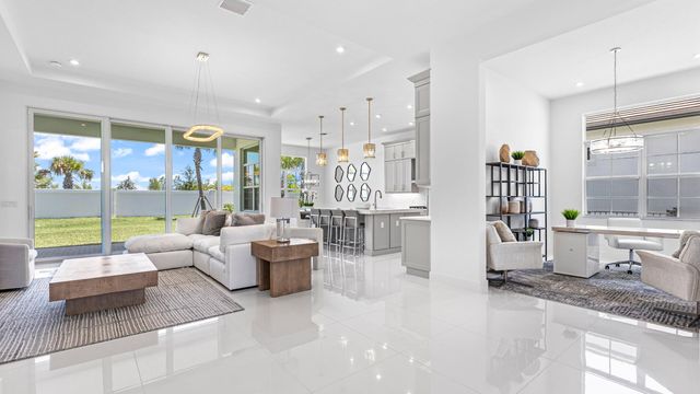 9508 St. Germain, Palm Beach Gardens, FL 33412
